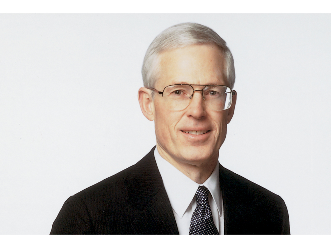 Richard Sharp, Former Circuit City CEO, Dies At 67