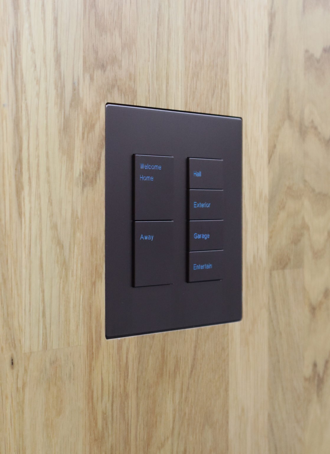 WALLSMART Introduces Mounts that Blend Savant Ascend Keypads with Wall