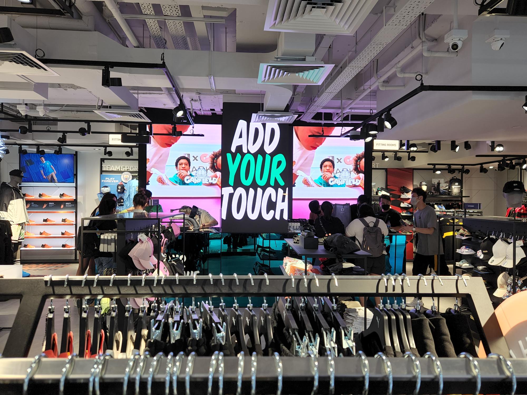 nietig Isoleren perzik Esprit Digital's "LUMOS" Illuminates PUMA Singapore's Retail Flagship Store  - TWICE
