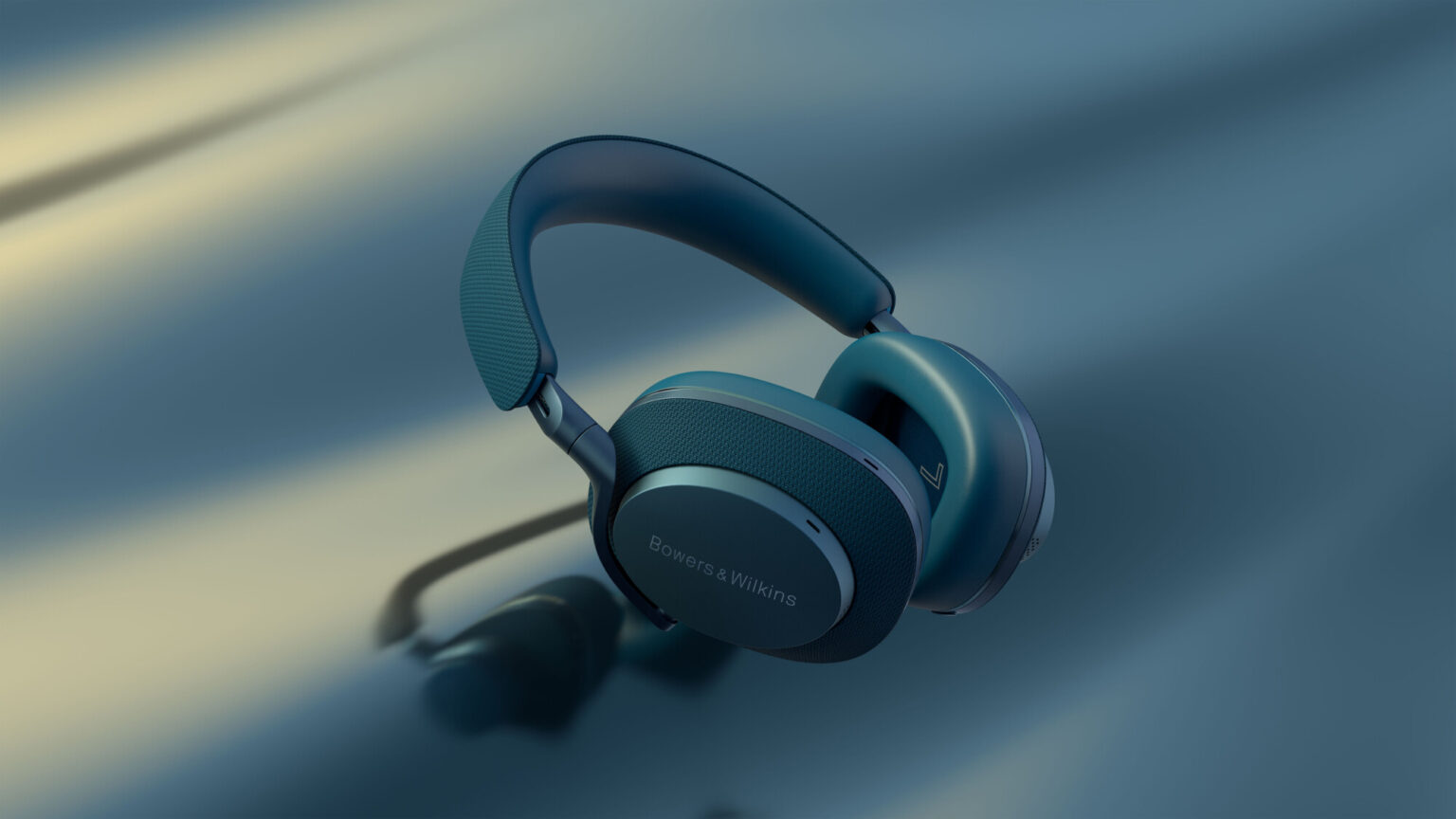Bowers & Wilkins Introduces the New Px7 S2e Wireless Headphones - TWICE