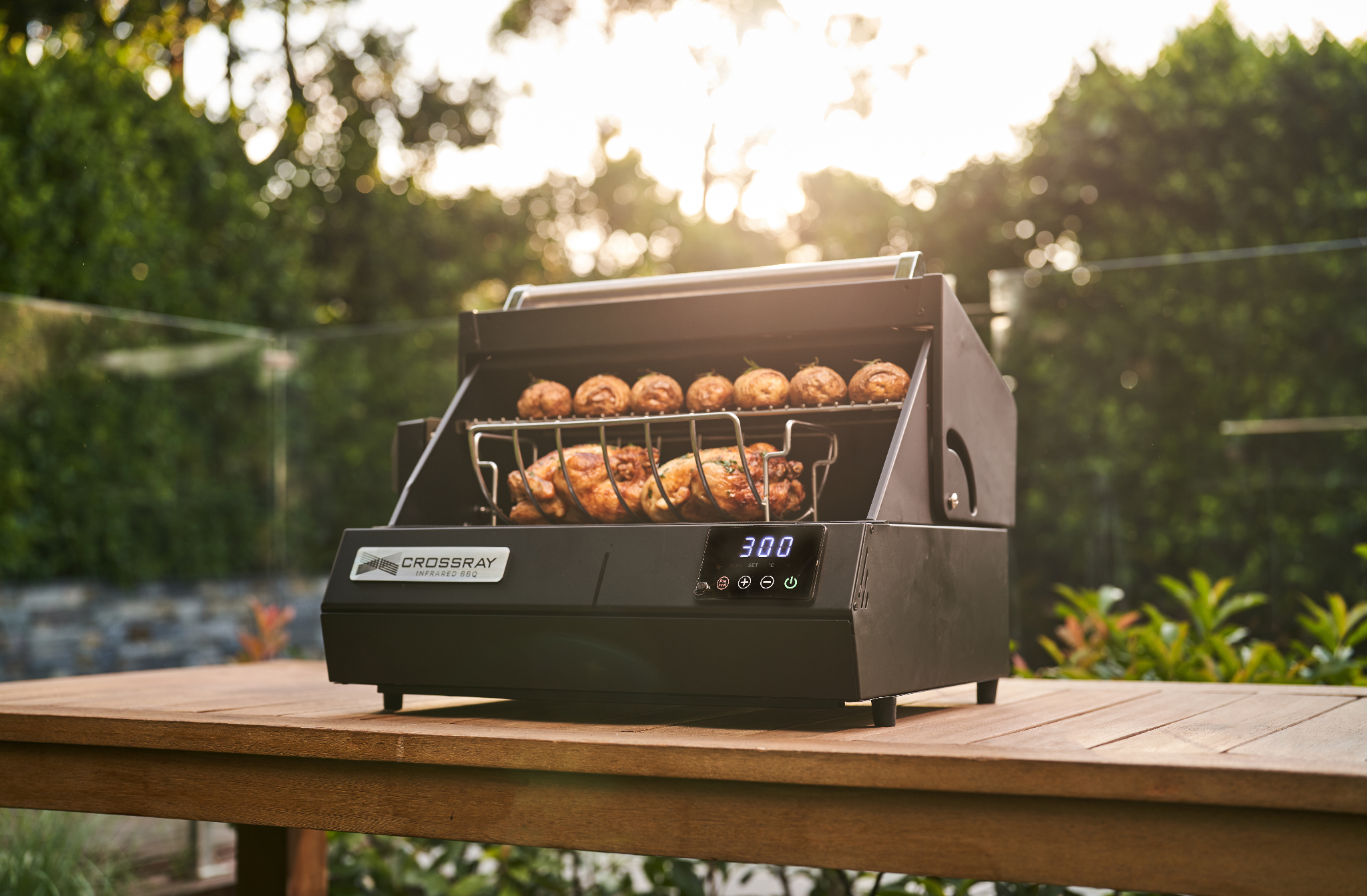 Crossray eXtreme BBQ Grill Brings High-Performance Electric