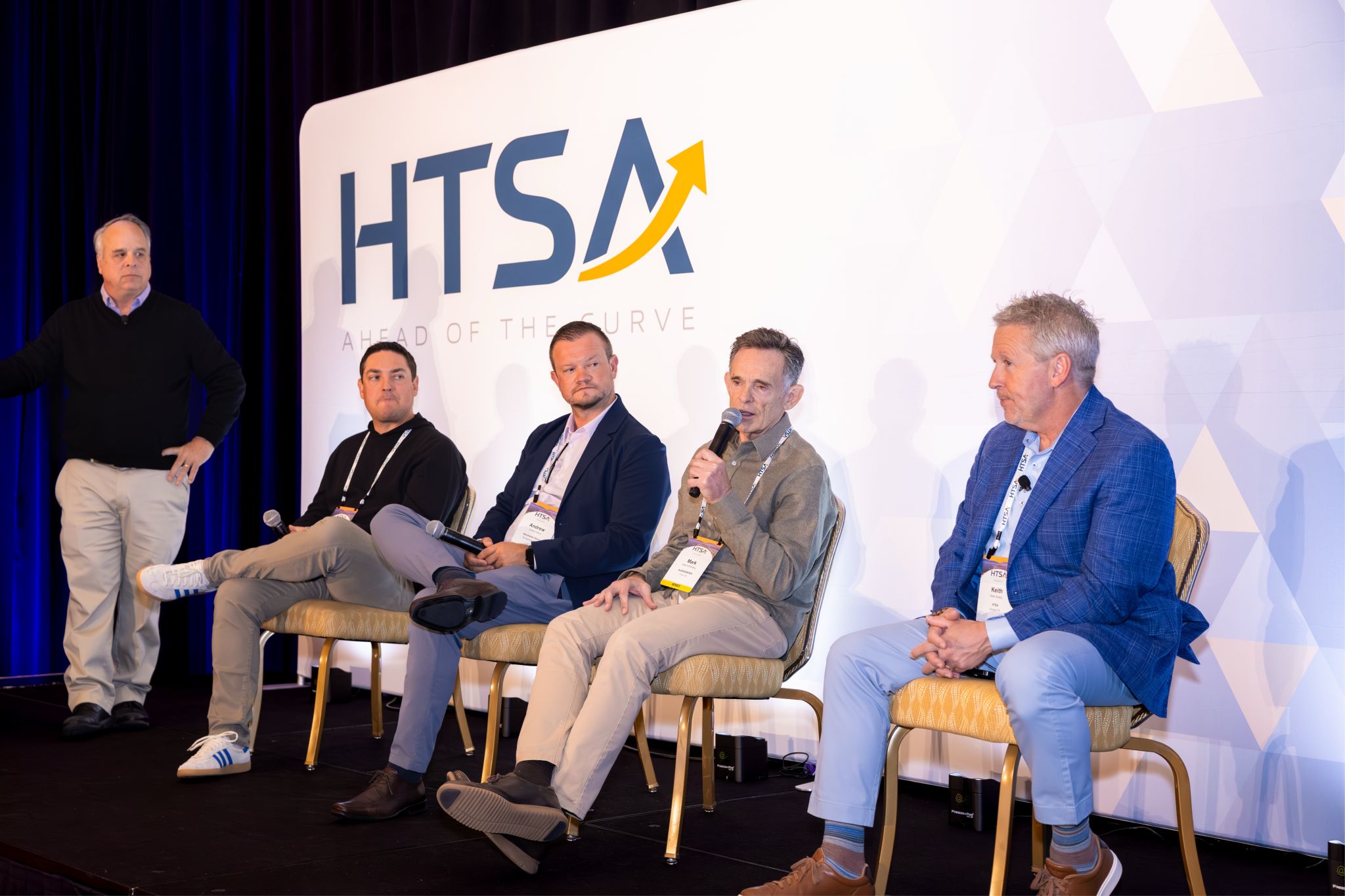 Htsa HTSA Encourages Members To “Elevate” At Fall Conference - TWICE