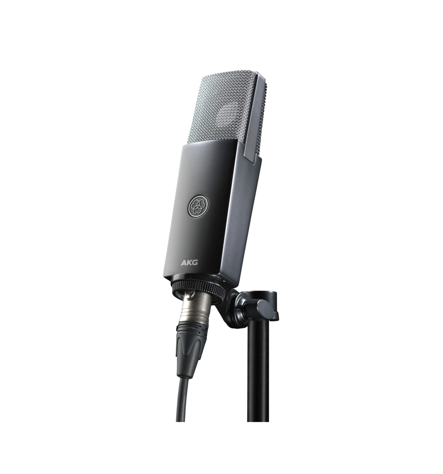 Review: AKG C104