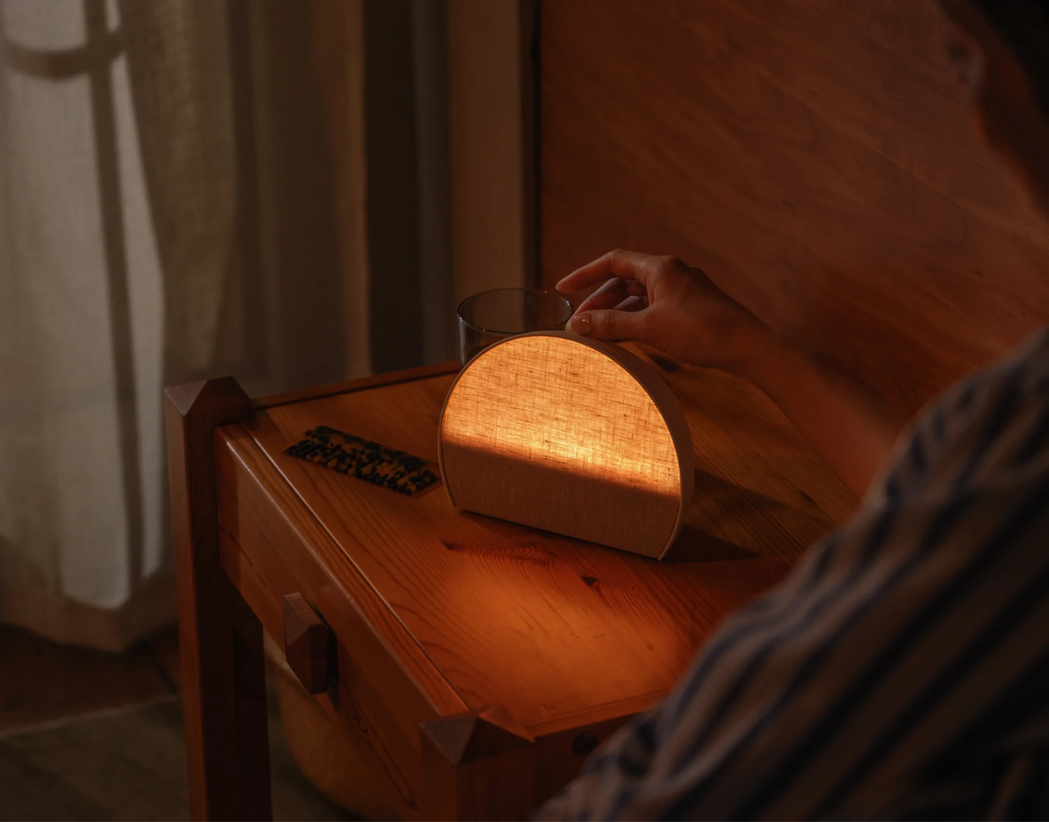 Hatch 发布 Sleep Clock：非接触式睡眠追踪，不止监测更要改善睡眠